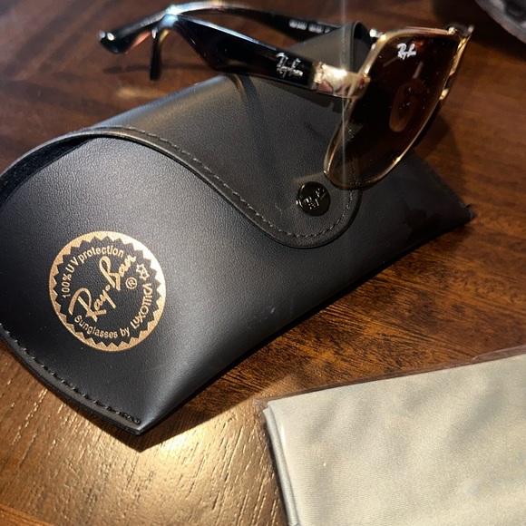 Ray Ban - gold / tortoise / light brown sunglasses - Picture 10 of 12
